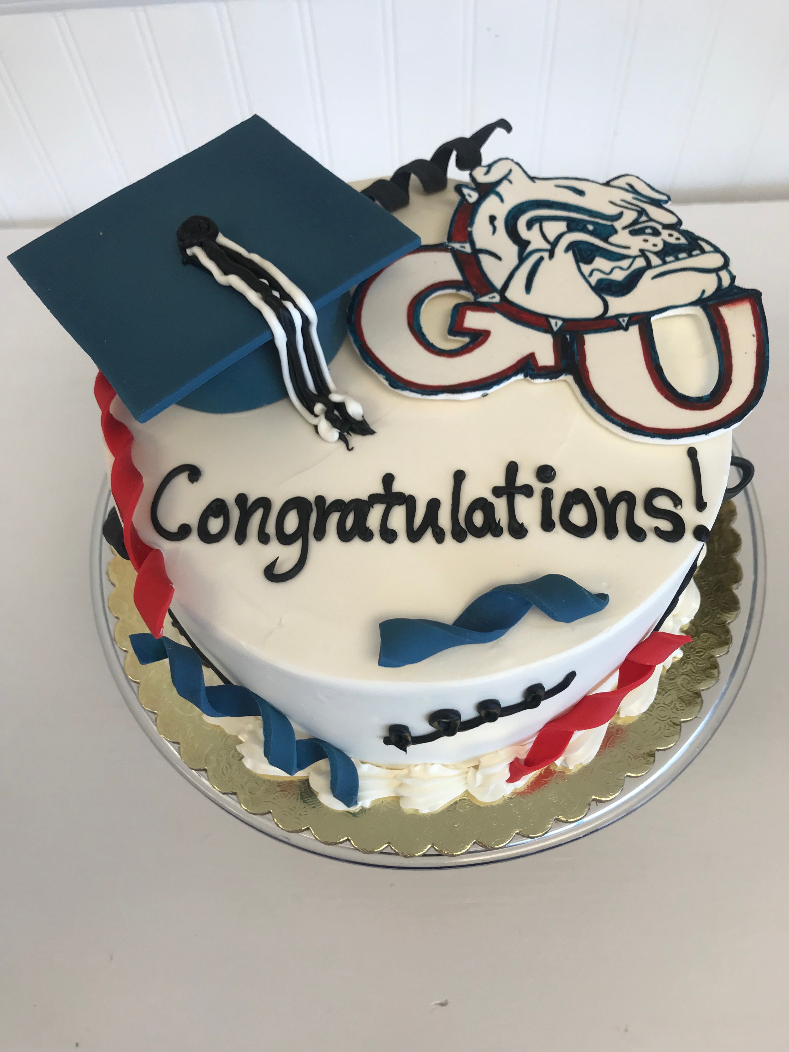 Graduation Cake - Maggie & Molly's Bakery